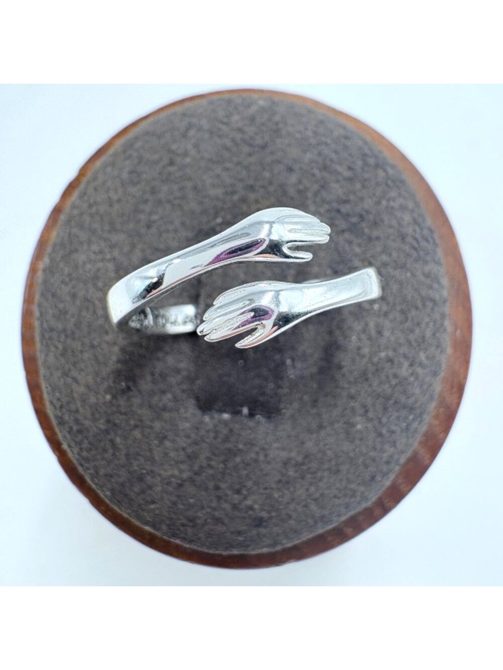 VTG Sterling Silver 925 Hug Design Inscribed Band Bypass Ring Size 7.25